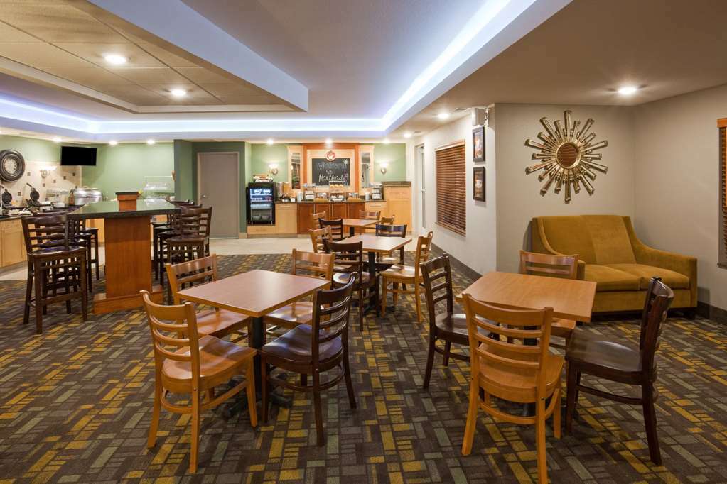 Americinn By Wyndham Hartford Wi Interieur foto